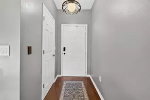 2010 E Palm Ave, Tampa, FL 33605 - Photo 5