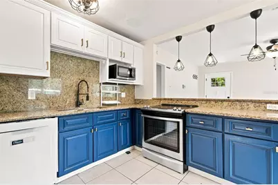 2002 E Hamilton Avenue, Tampa, FL 33610 - Photo 9