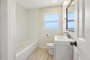 4500 3rd Ave S, Saint Petersburg, FL 33711 - Photo 15