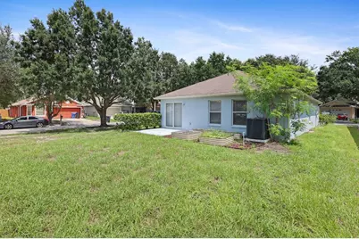 7408 Oxford Garden Circle, Apollo Beach, FL 33572 - Photo 23