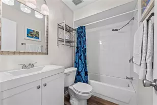 10318 Rosemount Dr, Tampa, FL 33624 - Photo 11