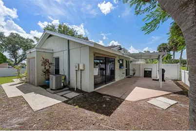 10318 Rosemount Drive, Tampa, FL 33624 - Photo 21