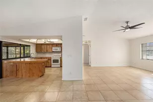 909 Chipaway Dr, Apollo Beach, FL 33572 - Photo 5