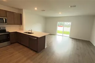 31211 Midnight Sun Wy, Wesley Chapel, FL 33545 - Photo 9