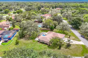 12257 Genter Dr, Spring Hill, FL 34609 - Photo 3