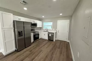 7122 Grevilla Ave S, South Pasadena, FL 33707 - Photo 3