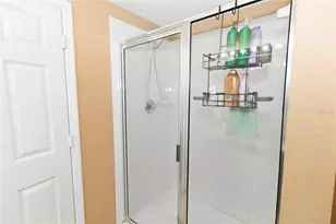 7912 Down Royal Rd, Tampa, FL 33610 - Photo 25