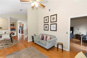 7912 Down Royal Rd, Tampa, FL 33610 - Photo 15