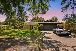 4606 Buckeye Rd, Tampa, FL 33624 - Photo 1
