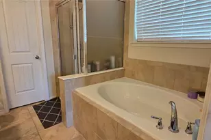 9215 Mountain Magnolia Dr, Riverview, FL 33578 - Photo 9