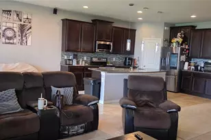 9215 Mountain Magnolia Dr, Riverview, FL 33578 - Photo 5