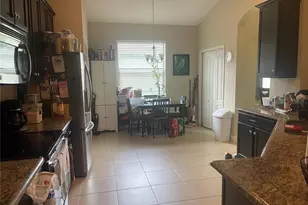 824 Vino Verde Cir, Brandon, FL 33511 - Photo 3