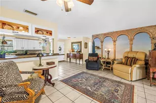 7999 Ridge Rd, Seminole, FL 33772 - Photo 9
