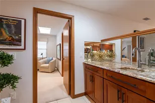 16509 E Course Dr, Tampa, FL 33624 - Photo 9