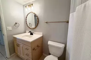 105 4th Ave NE, Saint Petersburg, FL 33701 - Photo 13