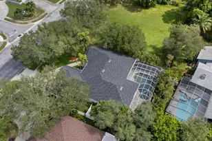 2706 Skimmer Point Dr S, Gulfport, FL 33707 - Photo 15