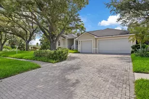 2706 Skimmer Point Dr S, Gulfport, FL 33707 - Photo 3