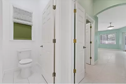 2706 Skimmer Point Drive S, Gulfport, FL 33707 - Photo 31