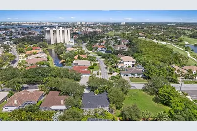 2706 Skimmer Point Drive S, Gulfport, FL 33707 - Photo 13