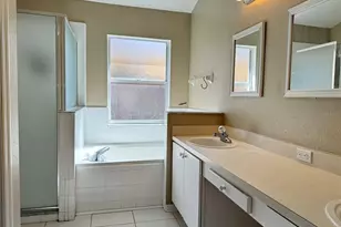 18912 Wood Sage Dr, Tampa, FL 33647 - Photo 17