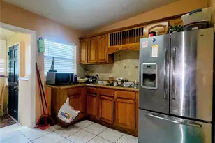 105 Druid Hills Rd, Temple Terrace, FL 33617 - Photo 13