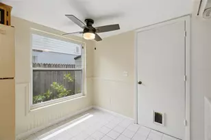 12151 76th St, Largo, FL 33773 - Photo 15