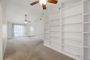 12151 76th St, Largo, FL 33773 - Photo 7
