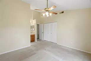 12151 76th St, Largo, FL 33773 - Photo 17