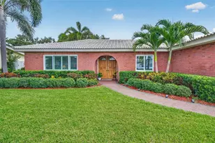6225 43rd Ave N, Kenneth City, FL 33709 - Photo 1