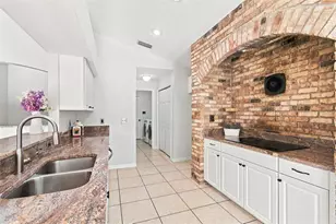 6637 Thackston Dr, Riverview, FL 33578 - Photo 9