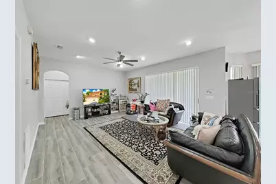10212 Garden Alcove Drive, Tampa, FL 33647 - Photo 37