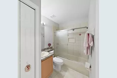 10212 Garden Alcove Drive, Tampa, FL 33647 - Photo 53