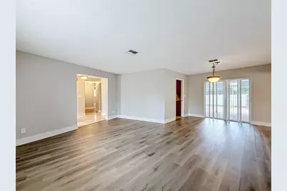1855 Del Robles Terrace, Clearwater, FL 33764 - Photo 11