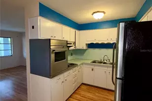 450 32nd Ave N, Saint Petersburg, FL 33704 - Photo 9