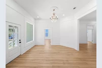 317 W Frances Avenue, Tampa, FL 33602 - Photo 9