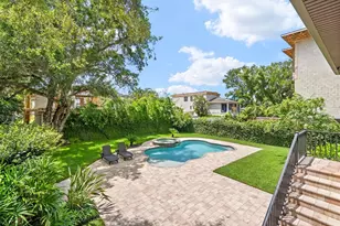 213 S Occident St, Tampa, FL 33609 - Photo 51