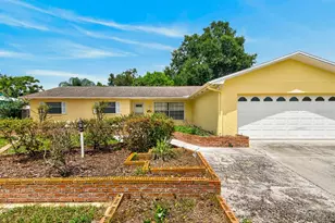 3832 Parkside Dr, Valrico, FL 33594 - Photo 5