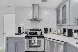 13912 Duley Ave, Hudson, FL 34667 - Photo 9