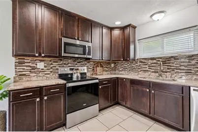 37913 Wicklow Avenue, Zephyrhills, FL 33541 - Photo 15