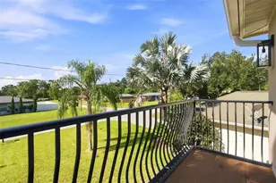 1109 S Pine Lake Dr, Tampa, FL 33612 - Photo 25