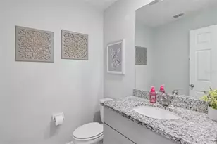 34162 Rogallo Ln, Wesley Chapel, FL 33545 - Photo 5