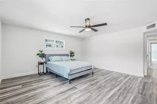 1811 49th Street N, Saint Petersburg, FL 33710 - Photo 15