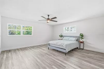 1811 49th Street N, Saint Petersburg, FL 33710 - Photo 17