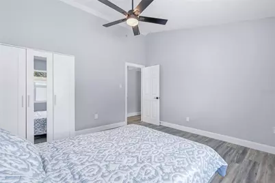 1811 49th Street N, Saint Petersburg, FL 33710 - Photo 31