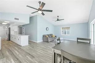 1811 49th Street N, Saint Petersburg, FL 33710 - Photo 13