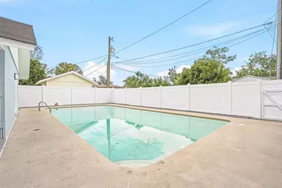 1811 49th Street N, Saint Petersburg, FL 33710 - Photo 37