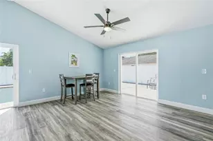 1811 49th Street N, Saint Petersburg, FL 33710 - Photo 11