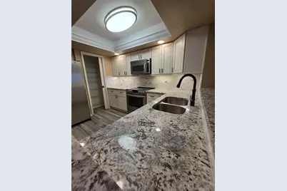 9870 Indian Key Trail #64, Seminole, FL 33776 - Photo 5