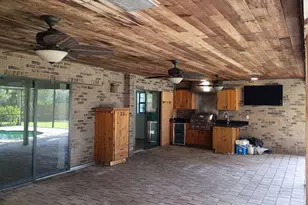 9302 W Norfolk St, Tampa, FL 33615 - Photo 37