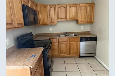912 Skyview Drive, Brandon, FL 33510 - Photo 3